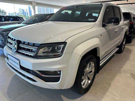 VOLKSWAGEN AMAROK 3.0 V6 TDI DIESEL HIGHLINE CD 4MOTION AUTOMÁTICO VOLKSWAGEN AMAROK 3.0 V6 TDI DIESEL HIGHLINE CD 4MOTION AUTOMÁTICO